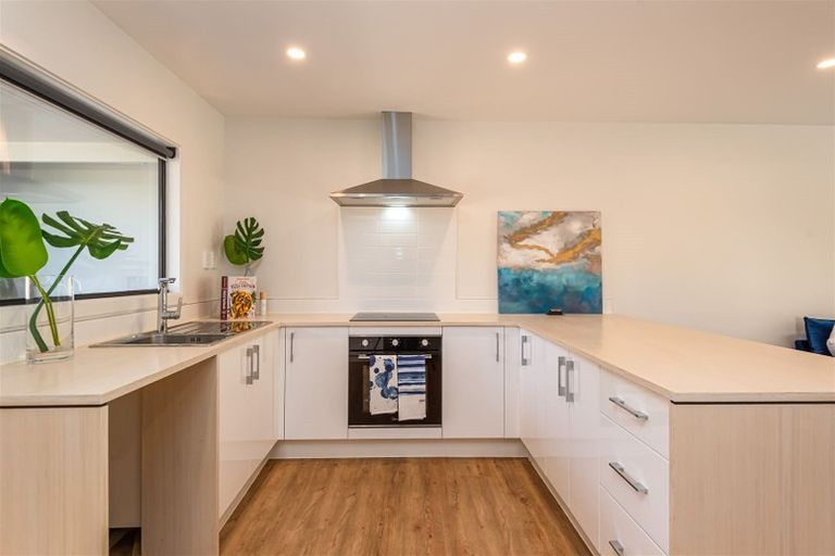 Photo of property in 10/71b Main Road, Redcliffs, Christchurch, 8081