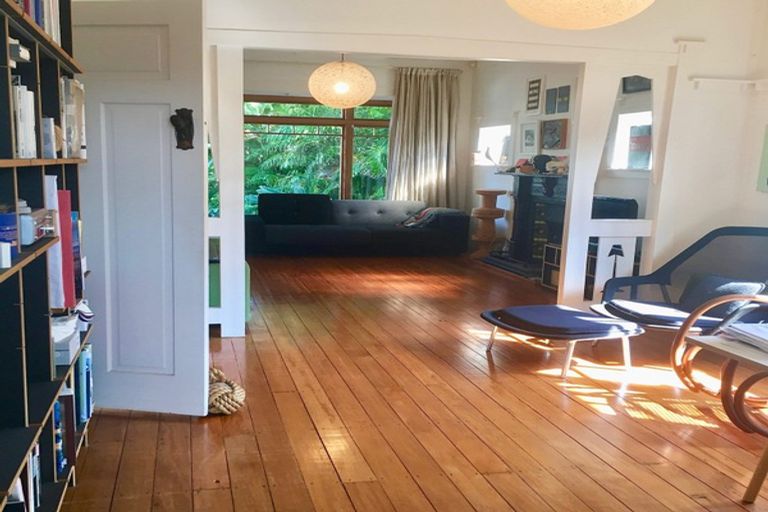 Photo of property in 21 Kitchener Road, Sandringham, Auckland, 1025