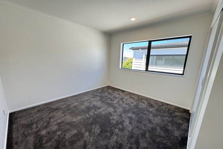 Photo of property in 22c Toru Street, Te Atatu Peninsula, Auckland, 0610