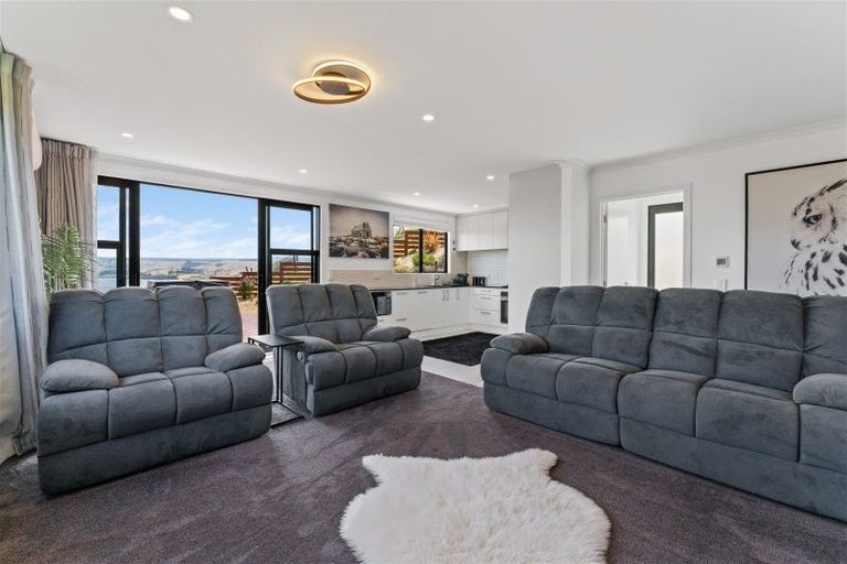 Photo of property in 17 Kingsgate Lane, Waihola, Milton, 9073