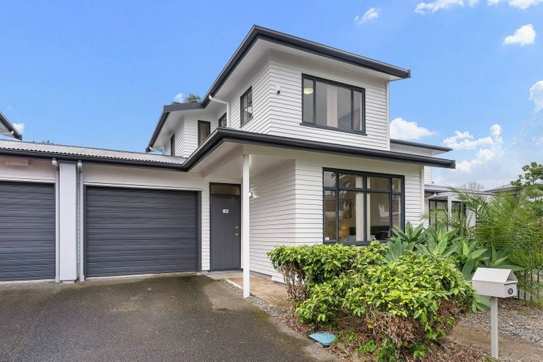 Photo of property in 118/2 Armoy Drive, East Tamaki, Auckland, 2016
