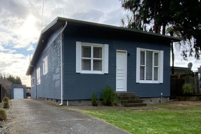Photo of property in 172 Main Road South, Raumati South, Paraparaumu, 5032
