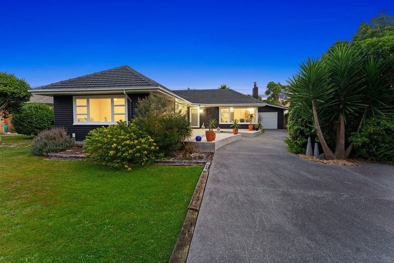 Photo of property in 6 Kohekohe Road, Waikanae, 5036