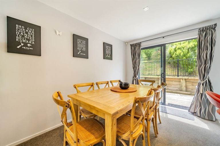 Photo of property in 8 Flotilla Place, Whitby, Porirua, 5024