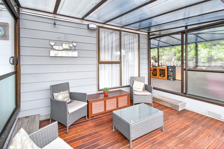 Photo of property in 13 Fiesta Drive, Half Moon Bay, Auckland, 2012