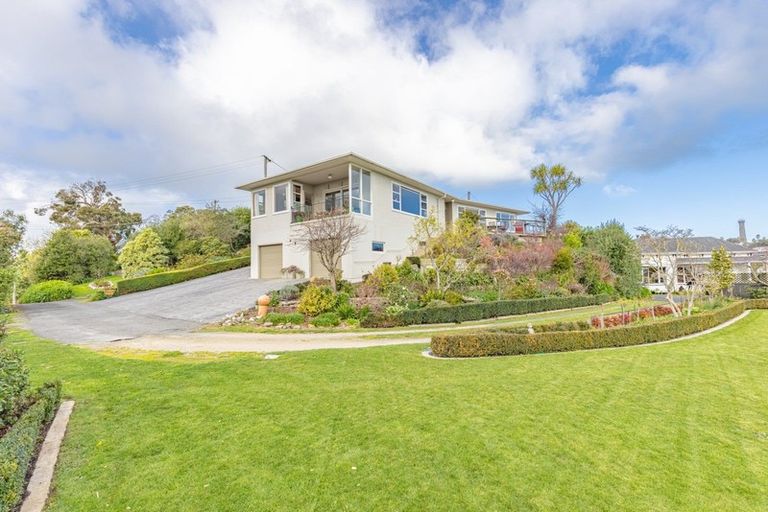 Photo of property in 4 Shakespeare Road, Bastia Hill, Whanganui, 4500