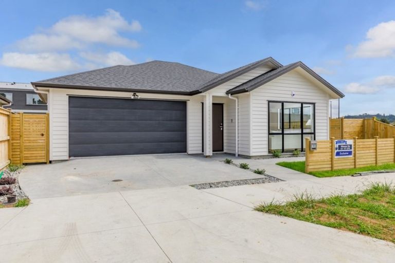 Photo of property in 11 Zadar Street, Kumeu, 0810