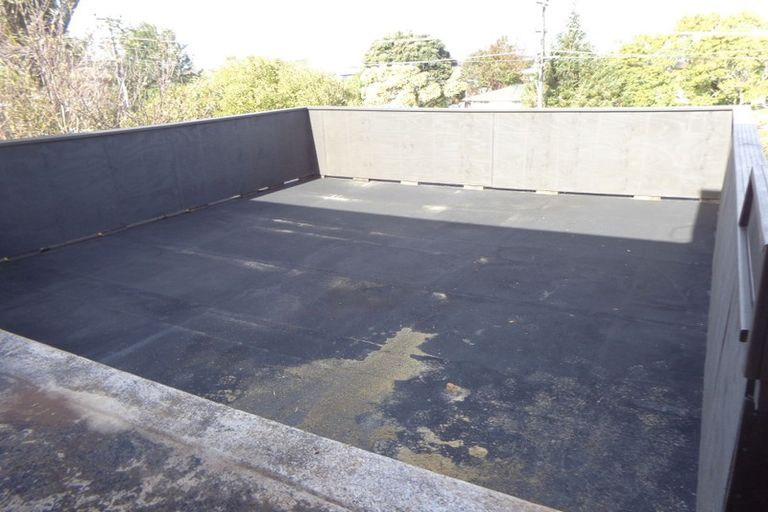 Photo of property in 6 Royal Road, Massey, Auckland, 0614