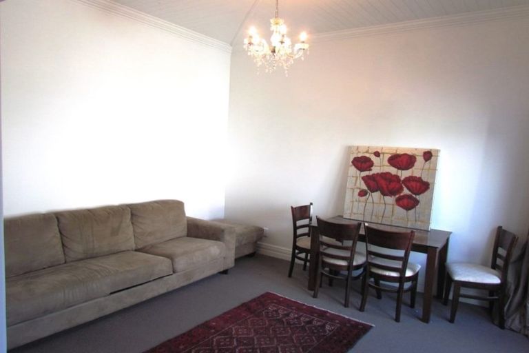 Photo of property in 32 Stanmore Road, Phillipstown, Christchurch, 8011
