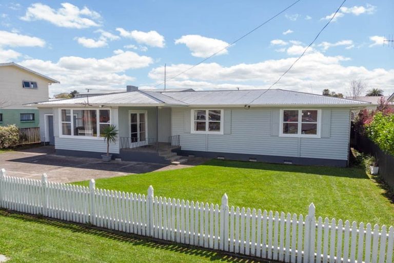 Photo of property in 6 Flora Street, Paeroa, 3600