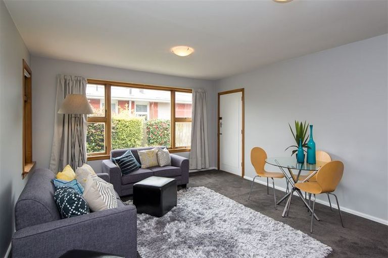 Photo of property in 2/266 Main North Road, Redwood, Christchurch, 8051