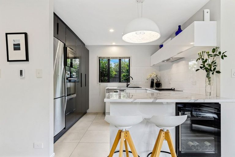 Photo of property in 2/16 Hanover Place, Ilam, Christchurch, 8041