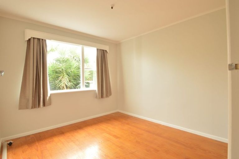 Photo of property in 19 Mcquarrie Avenue, Wattle Downs, Auckland, 2103