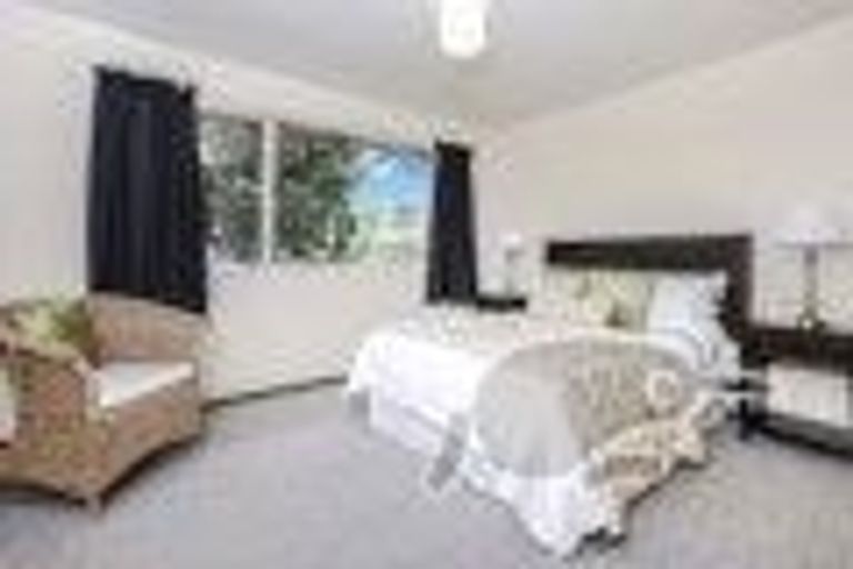 Photo of property in 4 Forest Hill Road, Henderson, Auckland, 0612