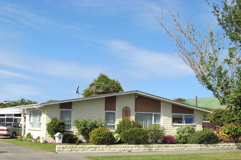 Photo of property in 36a Ambleside Drive, Burnside, Christchurch, 8053
