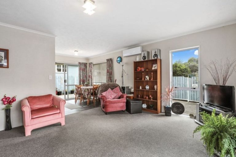 Photo of property in 24c Huia Avenue, Forest Lake, Hamilton, 3200