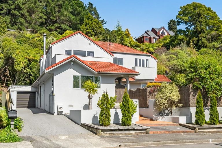 Photo of property in 77 Sunbrae Drive, Silverstream, Upper Hutt, 5019