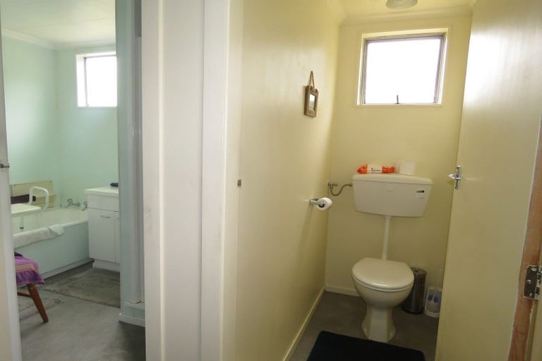 Photo of property in 10 Broadway, Reefton, 7830