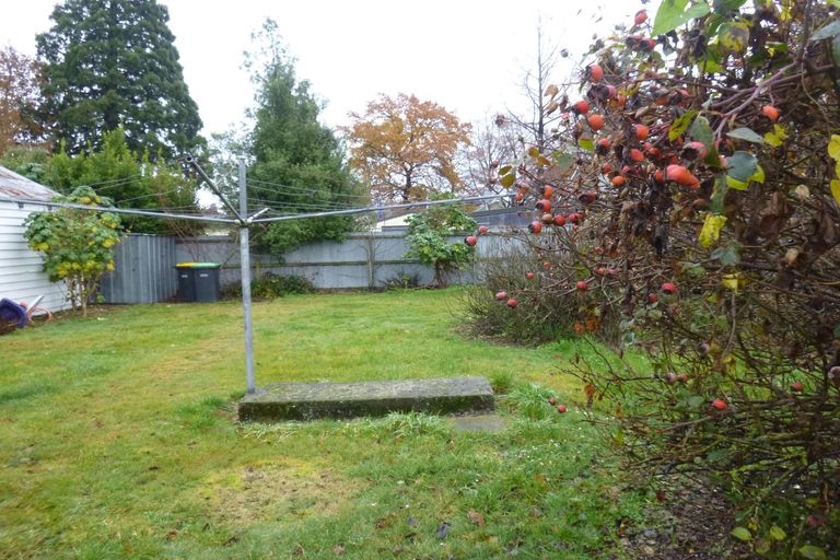 Photo of property in 98 Talbot Street, Geraldine, 7930