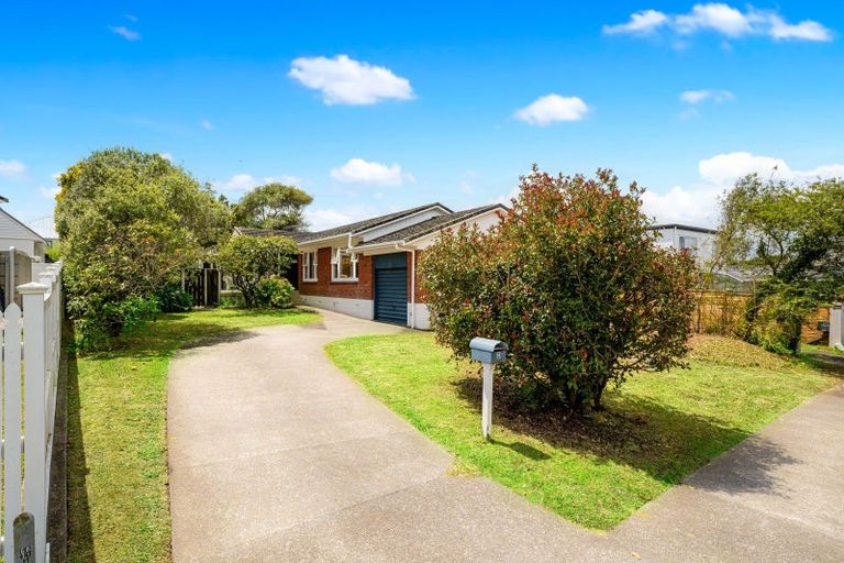 Photo of property in 8 Sorrel Crescent, Bucklands Beach, Auckland, 2012