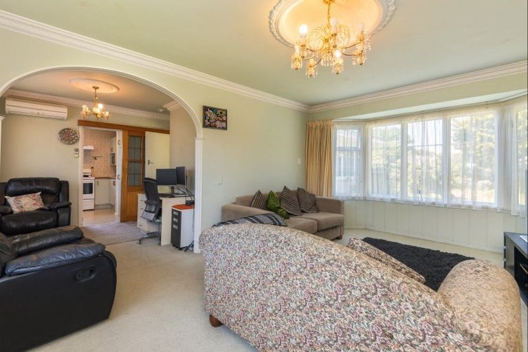 Photo of property in 113 Pahiatua Street, Hokowhitu, Palmerston North, 4410