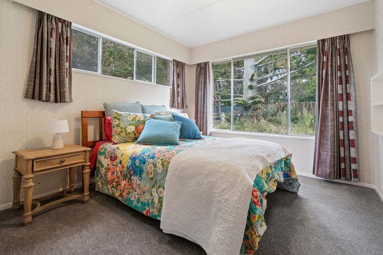 Photo of property in 620 Western Lake Road, Western Lake, Featherston, 5773