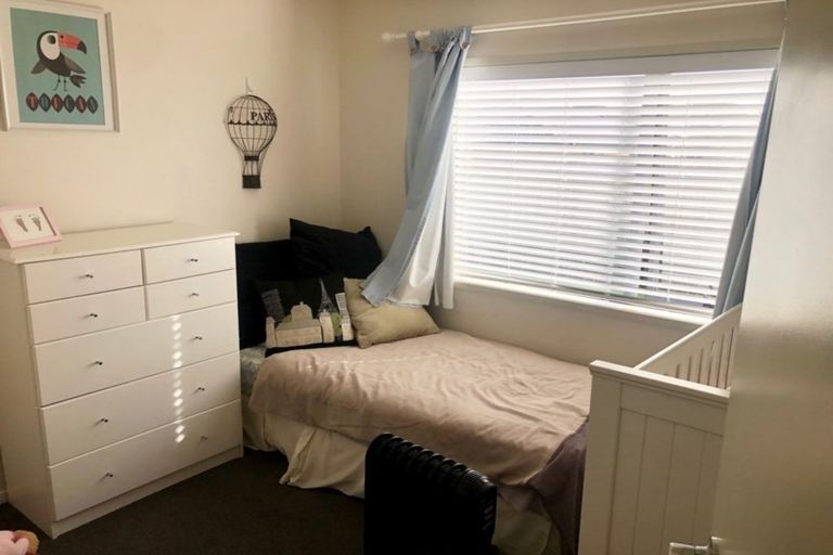 Photo of property in 10 Umu Place, Mangere, Auckland, 2022