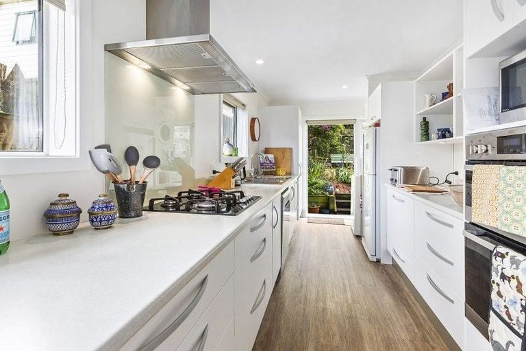 Photo of property in 23 Donald Mclean Street, Newtown, Wellington, 6021