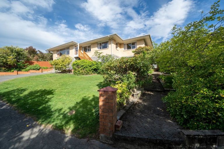 Photo of property in 196 Dyers Pass Road, Cashmere, Christchurch, 8022