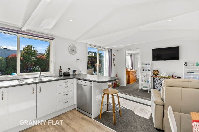 Photo of property in 52 Mcleod Street, Elderslea, Upper Hutt, 5018