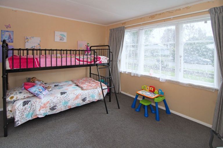 Photo of property in 30 Coddington Crescent, Masterton, 5810
