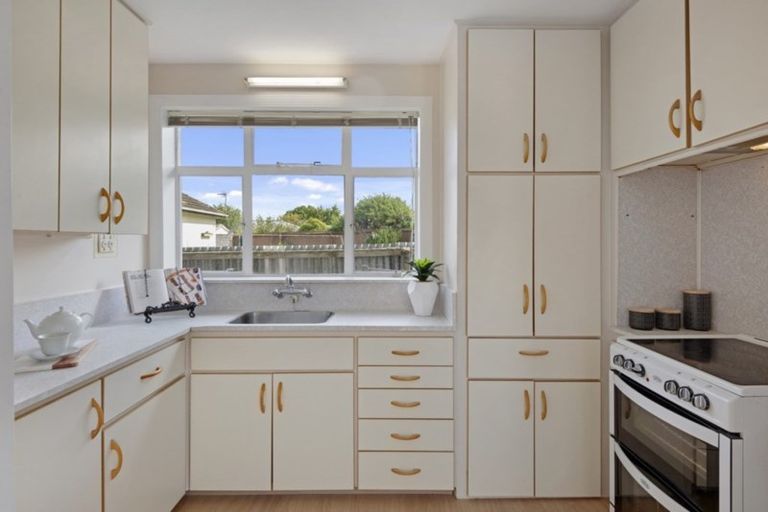 Photo of property in 5 Orrick Crescent, Avondale, Christchurch, 8061