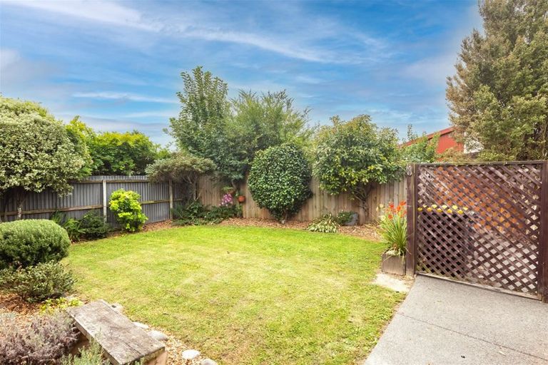 Photo of property in 2/4 Countess Lane, Spreydon, Christchurch, 8024