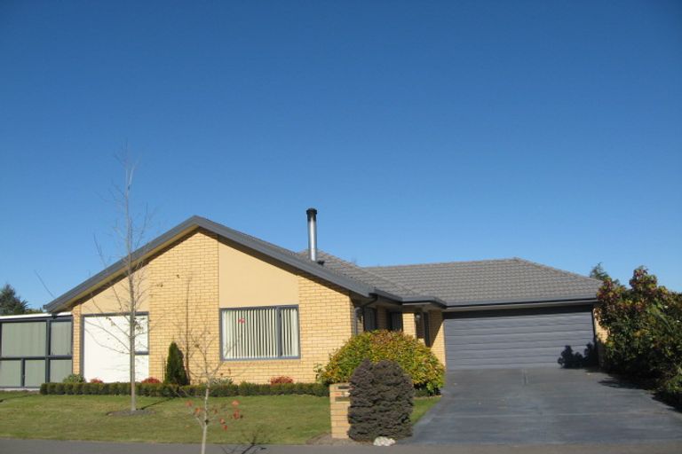 Photo of property in 4 Riegler Place, Belfast, Christchurch, 8051