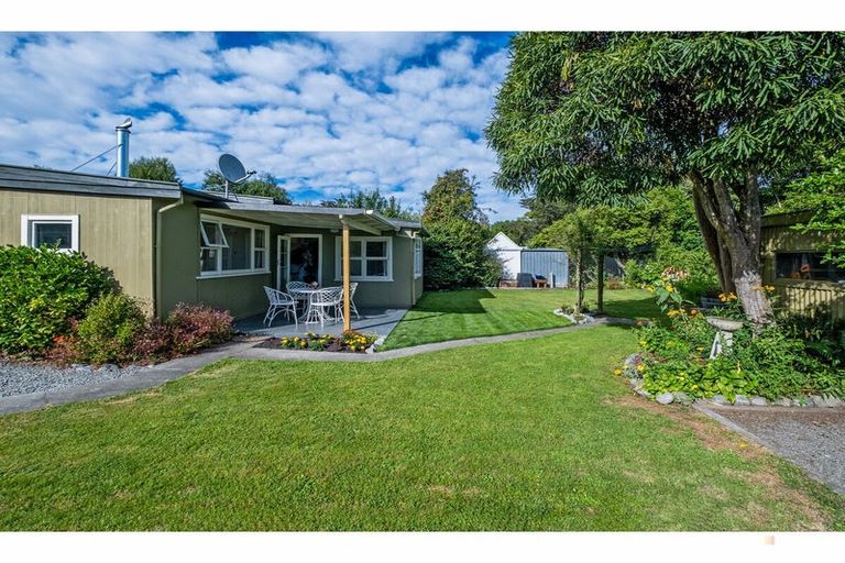 Photo of property in 5 George Street, Geraldine, 7930