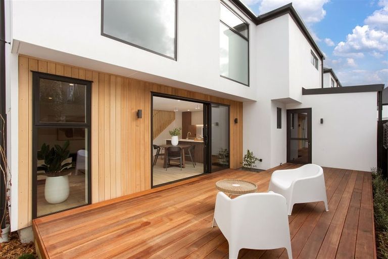 Photo of property in 2/69 Bishop Street, St Albans, Christchurch, 8014