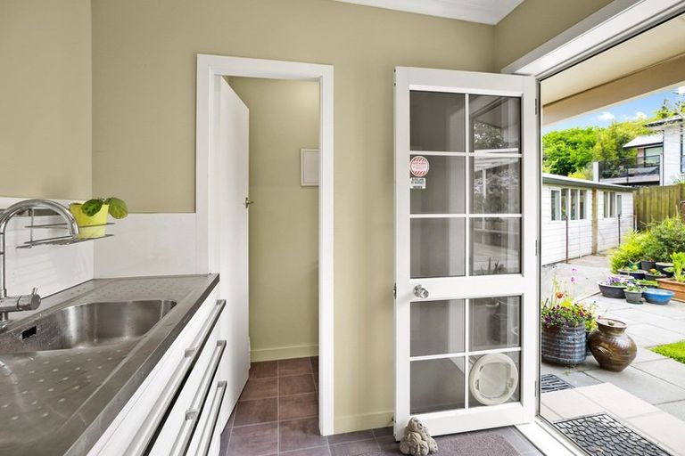 Photo of property in 19 Lake Domain Drive, Frankton, Hamilton, 3204