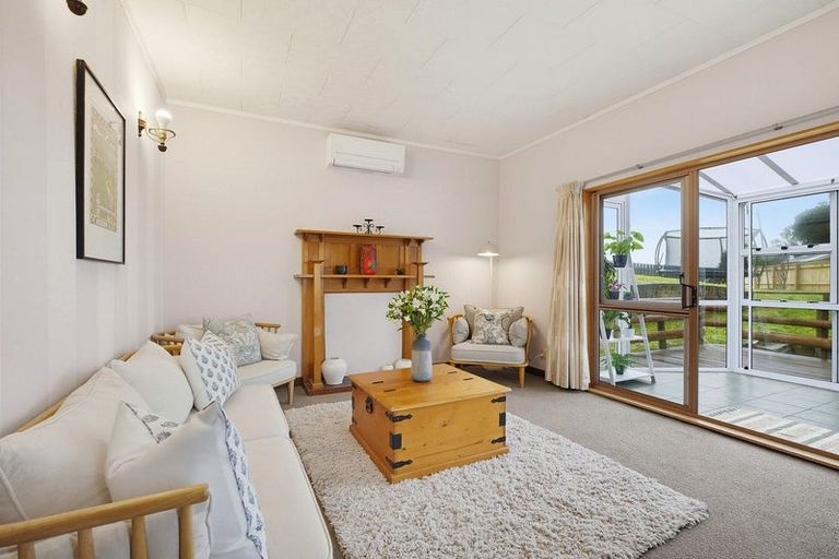 Photo of property in 56 Tireti Road, Titahi Bay, Porirua, 5022