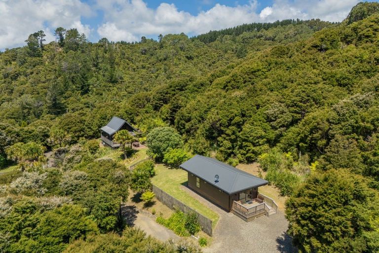 Photo of property in 1220f Te Rerenga Kuaotunu Road, Kuaotunu West, Whitianga, 3592