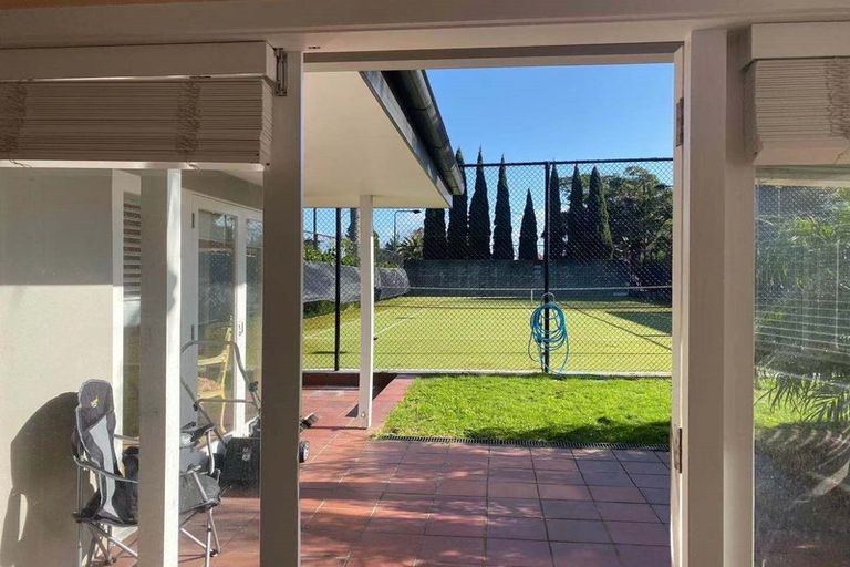 Photo of property in 184 Kohimarama Road, Kohimarama, Auckland, 1071