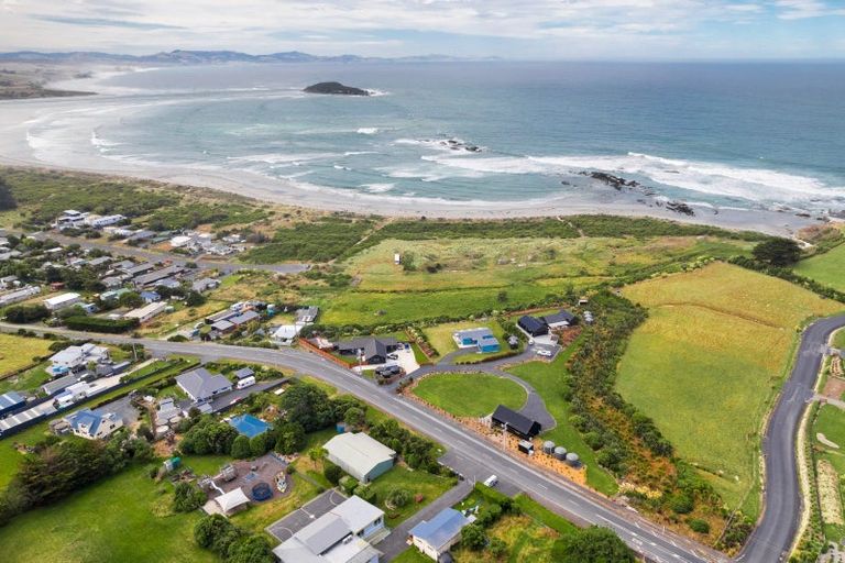 Photo of property in 209 Moturata Road, Taieri Beach, Brighton, 9091