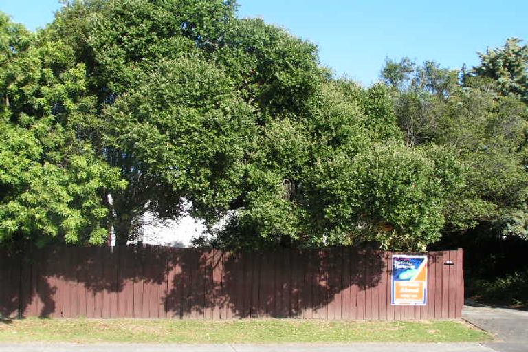 Photo of property in 129 Sunnynook Road, Forrest Hill, Auckland, 0620