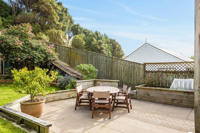 Photo of property in 34 Albatross Close, Whitby, Porirua, 5024