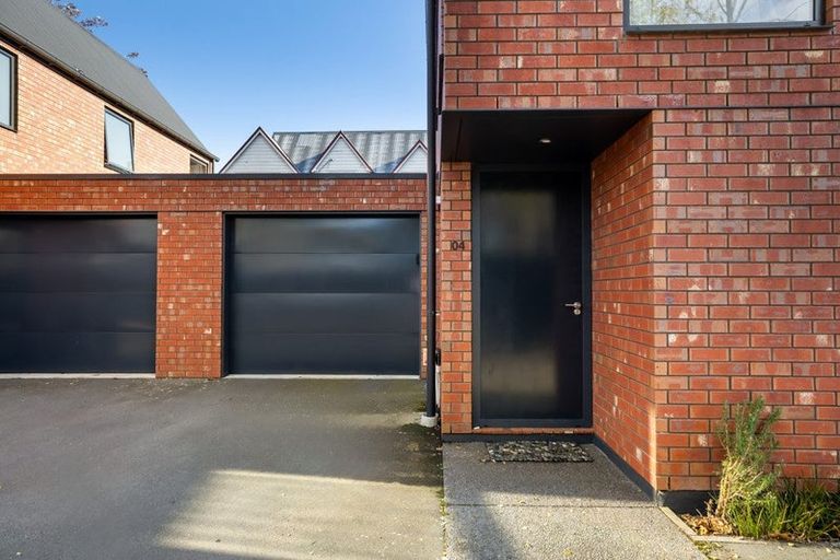 Photo of property in 4/187 Kilmore Street, Christchurch Central, Christchurch, 8013