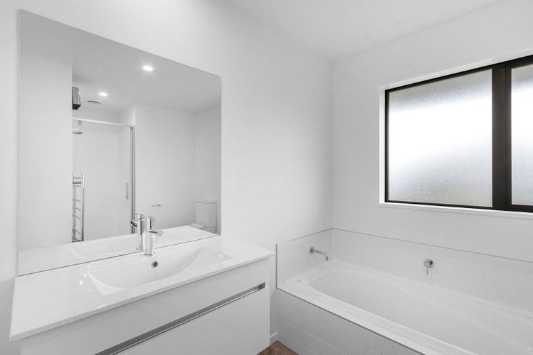 Photo of property in 13 Radar Drive, Rolleston, 7615