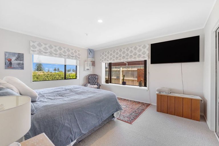 Photo of property in 14 Koromiko Street, Otaki Beach, Otaki, 5512