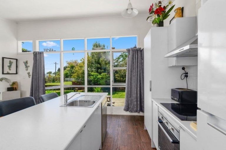 Photo of property in 17 Reeve Road, Owhata, Rotorua, 3010