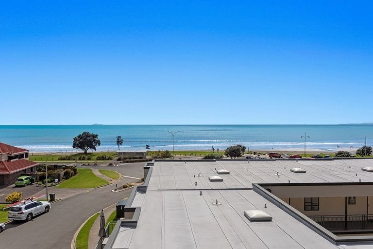 Photo of property in Beachpoint Apartments, 2/5 West End Road, Ohope, 3121