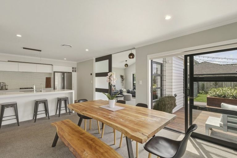 Photo of property in 9 Rawiri Drive, Bell Block, New Plymouth, 4312