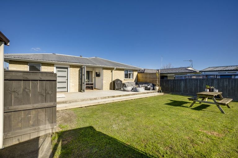 Photo of property in 8 Lyttelton Crescent, Tamatea, Napier, 4112